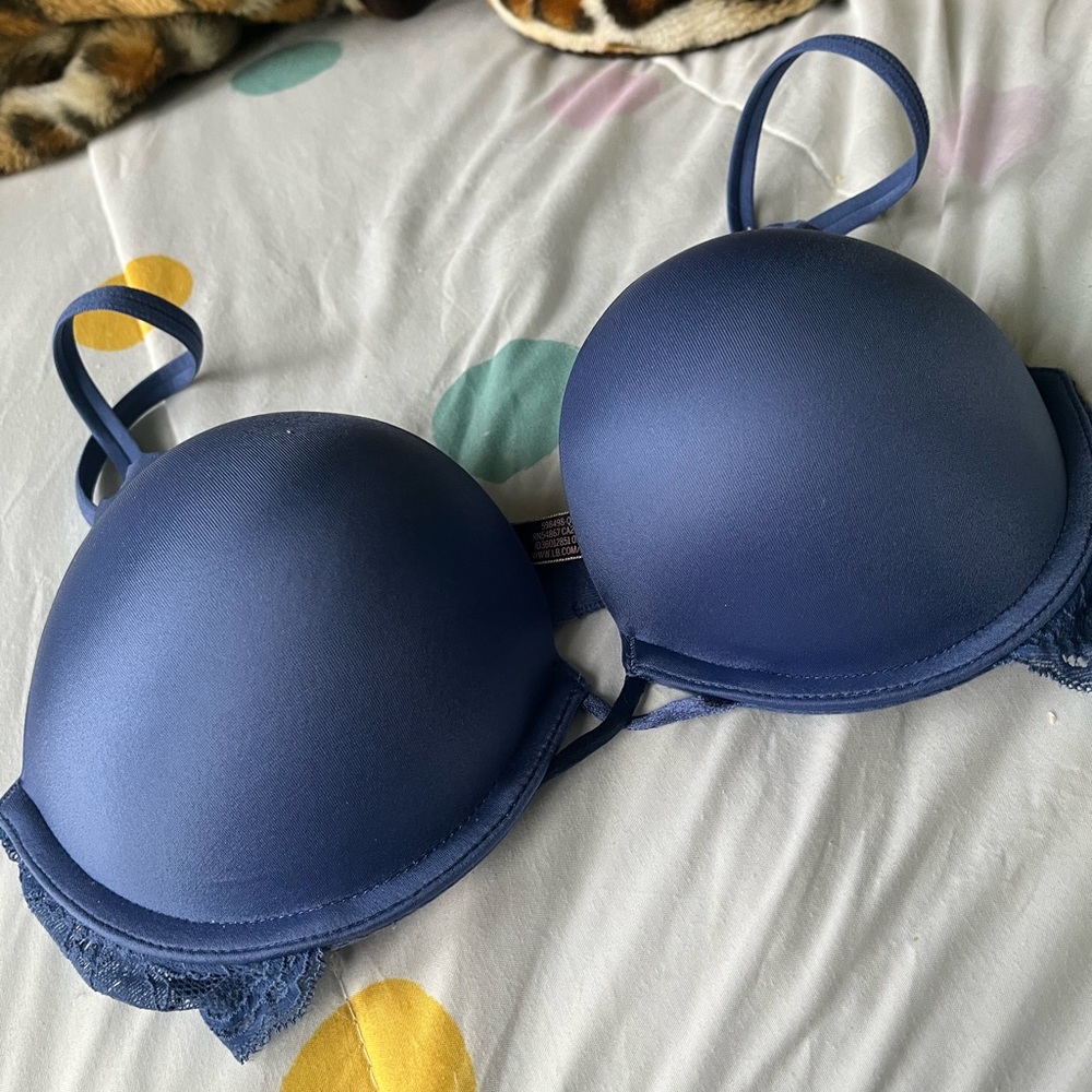 Victoria's Secret Blue Bra